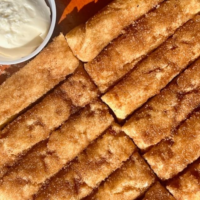 Cinnamon Styxx.